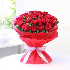 Beautiful Bunch of 25 Red Roses